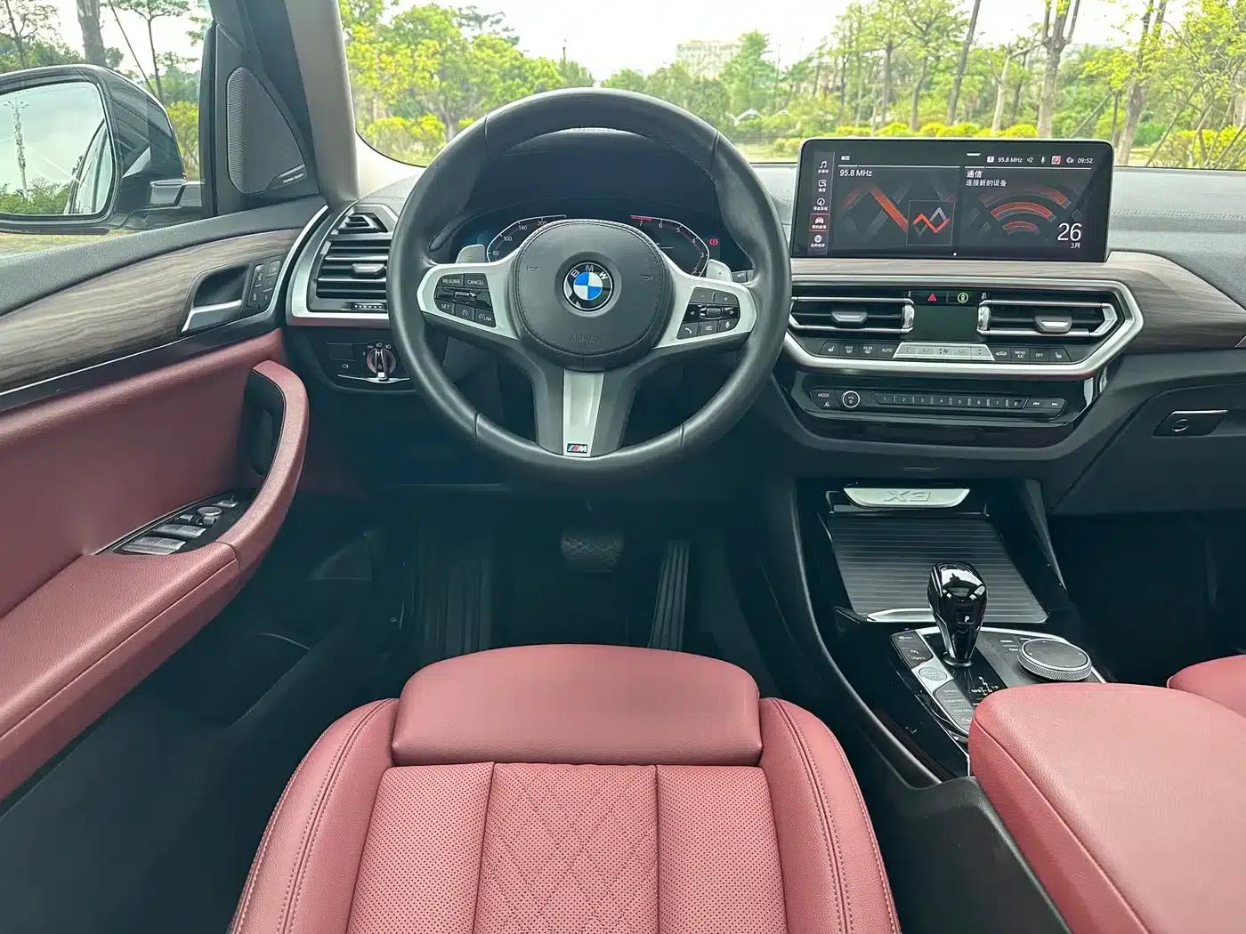 BMW X3 2022 xDrive30i Leading Edition M Sport Package — миниатюра 4