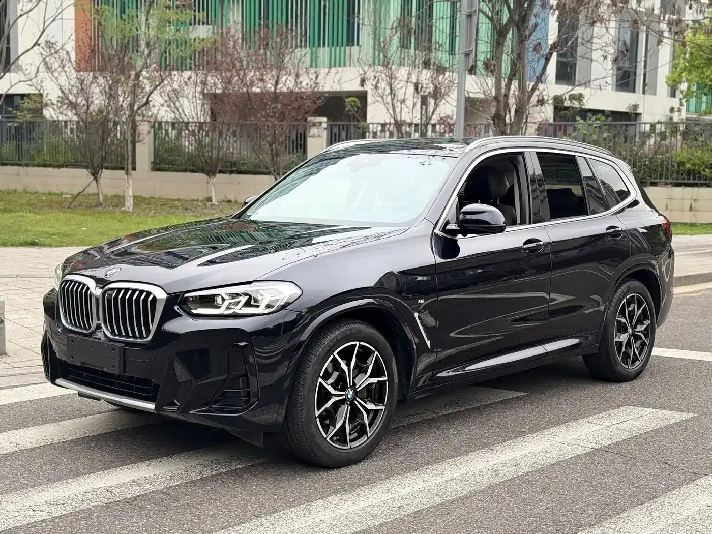 2022 BMW X3 xDrive25i M Sport Package — миниатюра 1