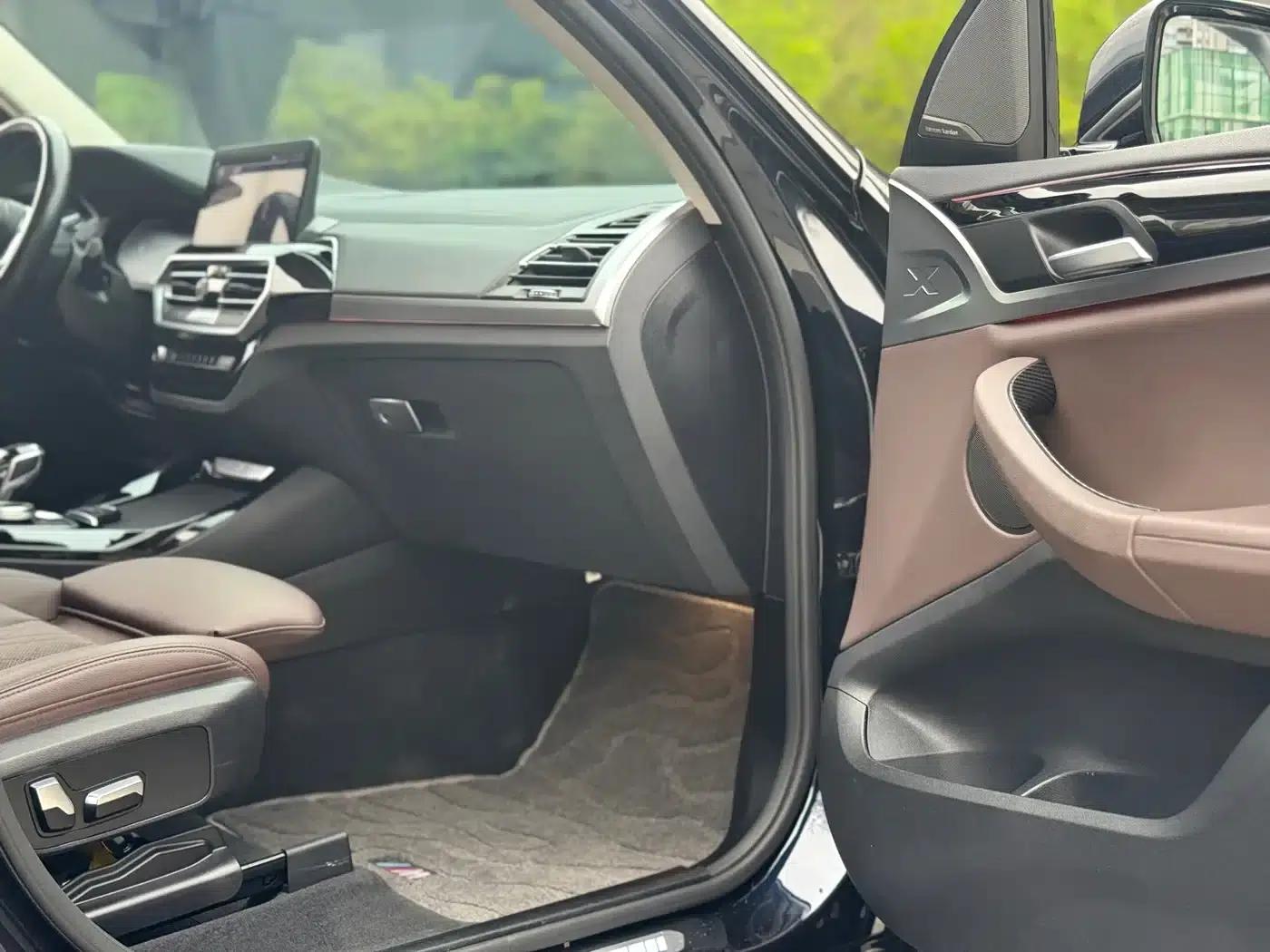 2022 BMW X3 xDrive25i M Sport Package — миниатюра 20
