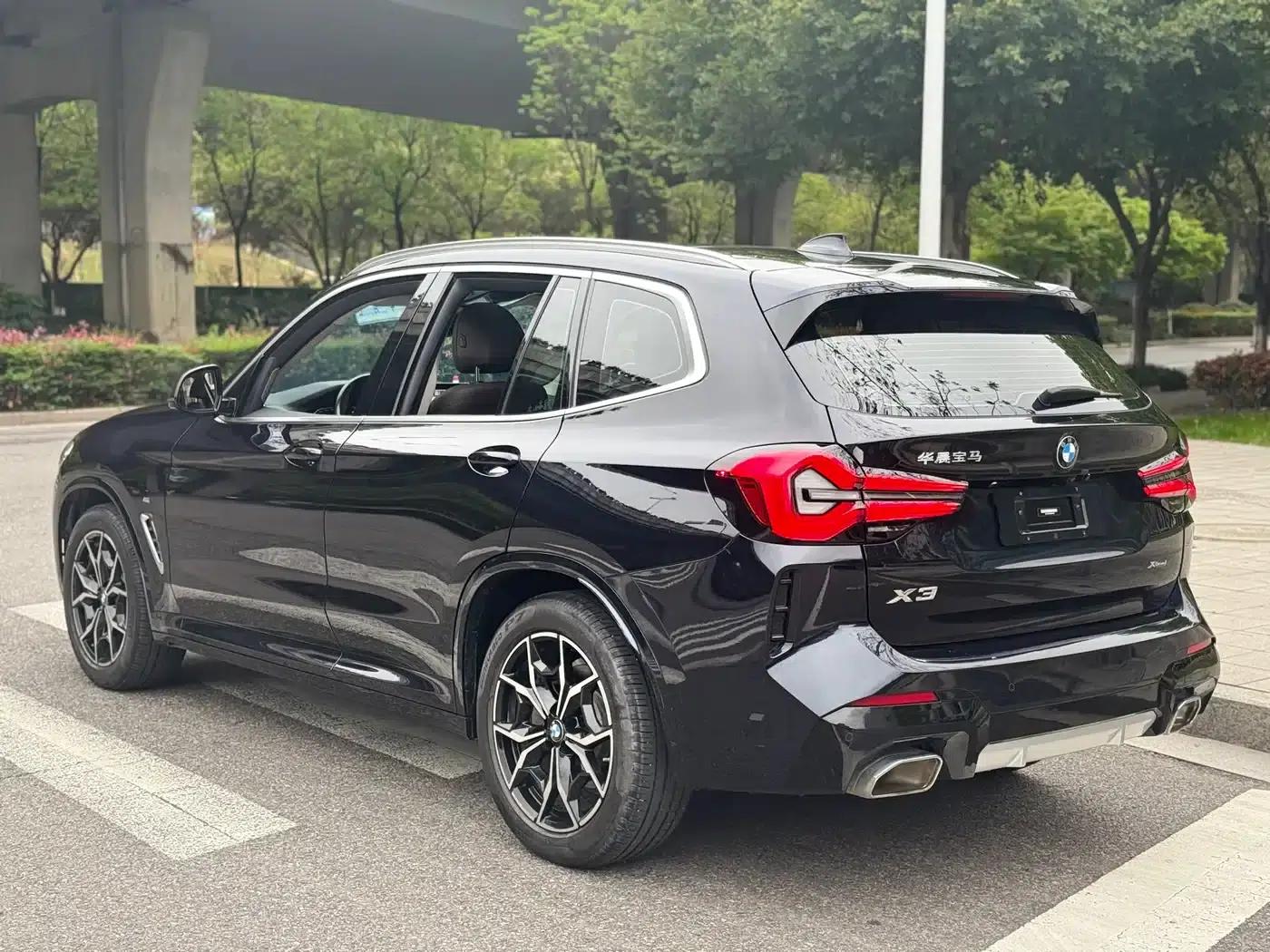 2022 BMW X3 xDrive25i M Sport Package — миниатюра 6