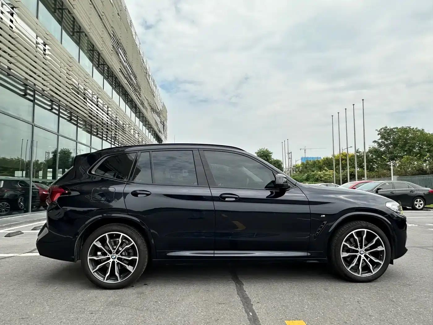 BMW X3 2022 Facelift xDrive30i Leading Edition M Sport Package — миниатюра 6