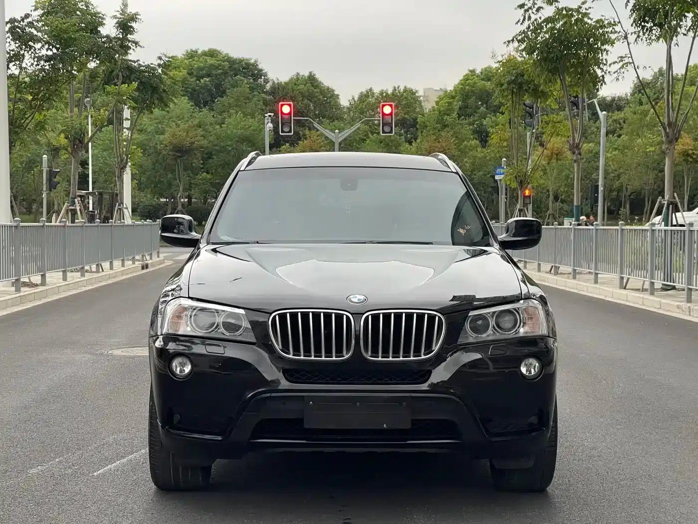 2011 BMW X3 xDrive28i Leading Edition (Imported) — миниатюра 2