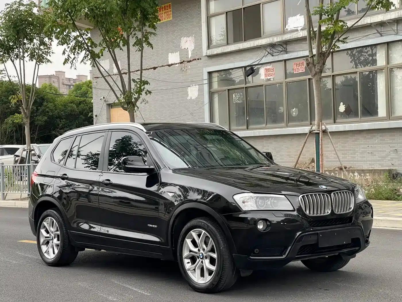 2011 BMW X3 xDrive28i Leading Edition (Imported) — миниатюра 3