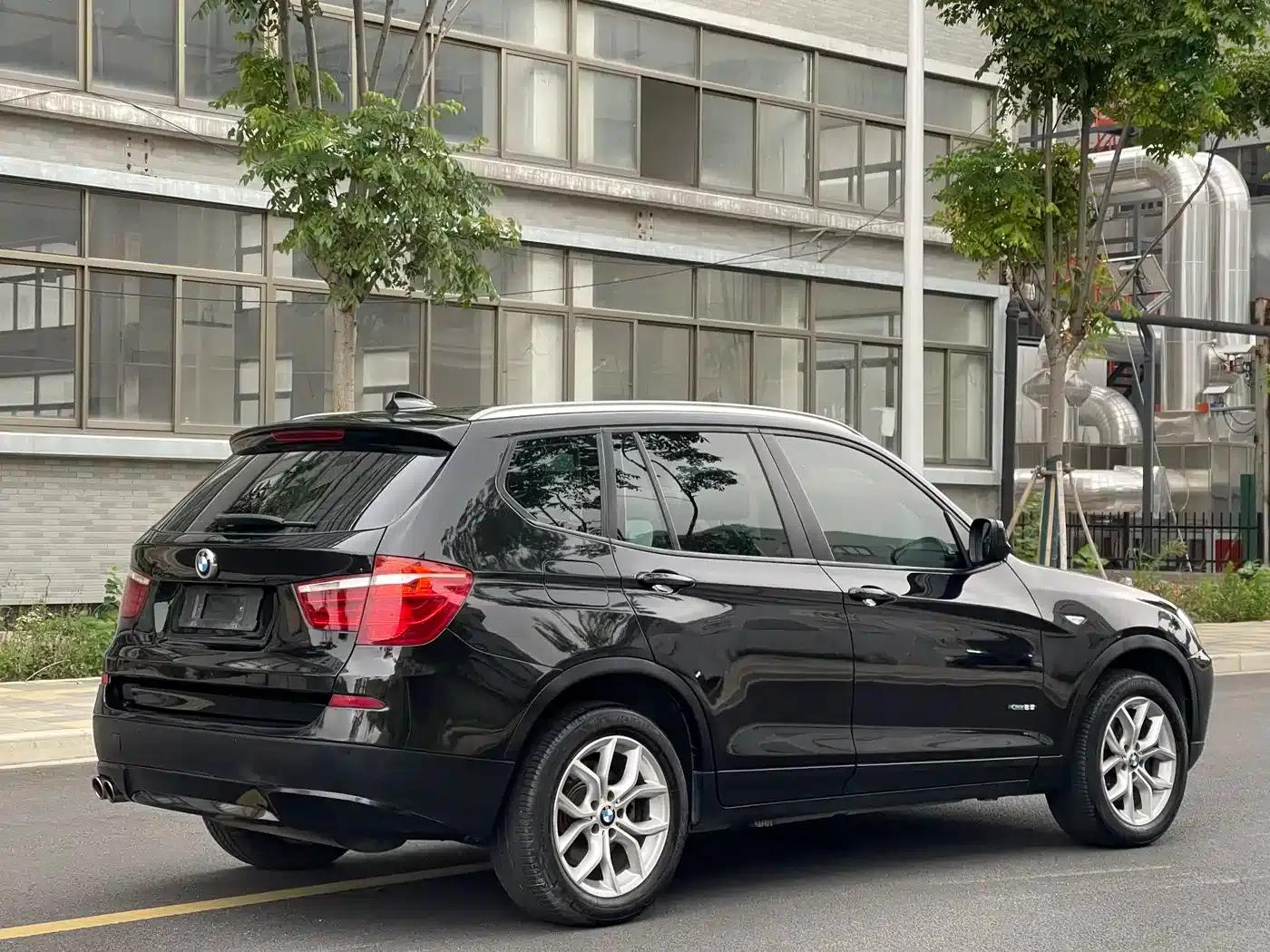 2011 BMW X3 xDrive28i Leading Edition (Imported) — миниатюра 4