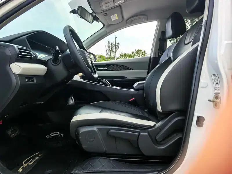 Dongfeng Fengshen E70 2022 500 Super Enjoy Edition — миниатюра 15