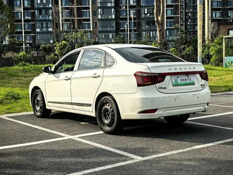 Dongfeng Fengshen E70 2022 500 Super Enjoy Edition — миниатюра 5