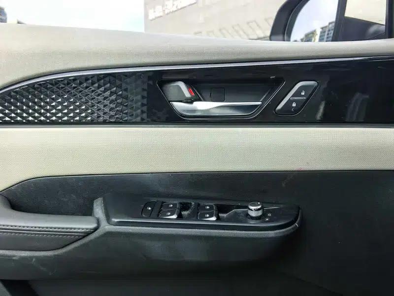Dongfeng Fengshen E70 2022 500 Super Enjoy Edition — миниатюра 10
