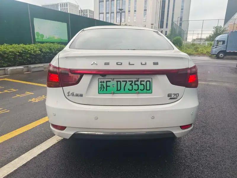 Dongfeng Fengshen E70 2022 500 Super Enjoy Edition — миниатюра 4