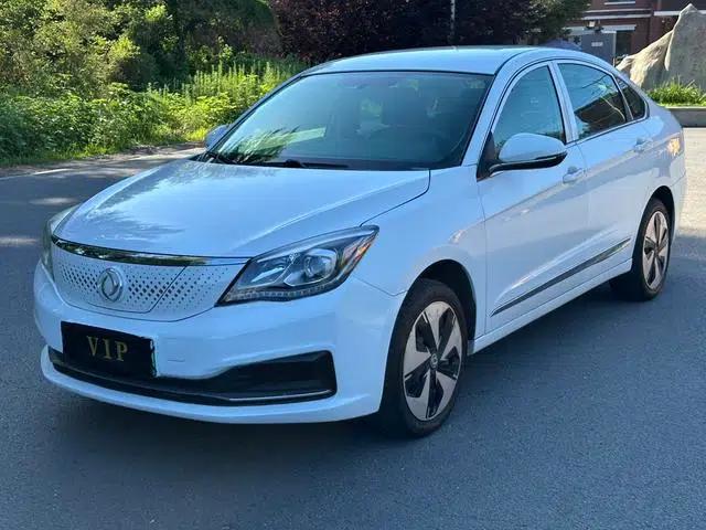 Dongfeng Fengshen E70 2021 Facelift 500 Super Enjoy Edition
