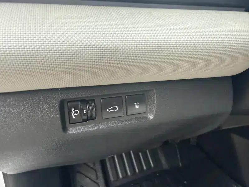 Dongfeng Fengshen E70 2023 Facelift PRO Smart Edition — миниатюра 17