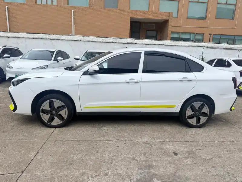 Dongfeng Fengshen E70 2023 Facelift PRO Smart Edition — миниатюра 3