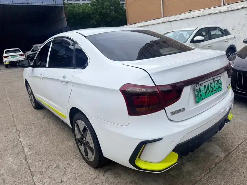 Dongfeng Fengshen E70 2023 Facelift PRO Smart Edition — миниатюра 4
