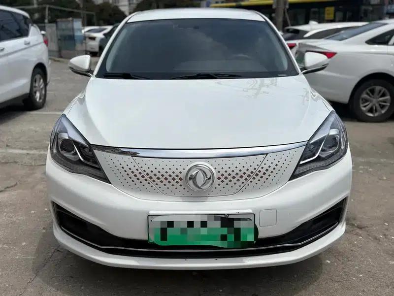 Dongfeng Fengshen E70 2022 360H Battery Swapping Edition — миниатюра 2