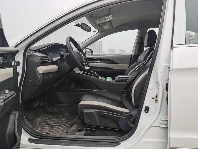 Dongfeng Fengshen E70 2021 500 Lightweight Edition — миниатюра 8