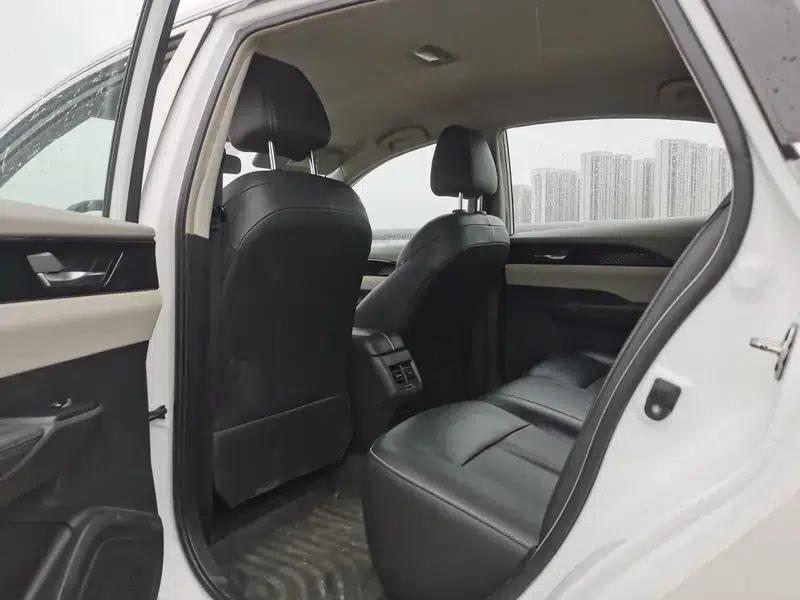 Dongfeng Fengshen E70 2021 Model, Second Facelift, 500 Super Enjoy Edition — миниатюра 9