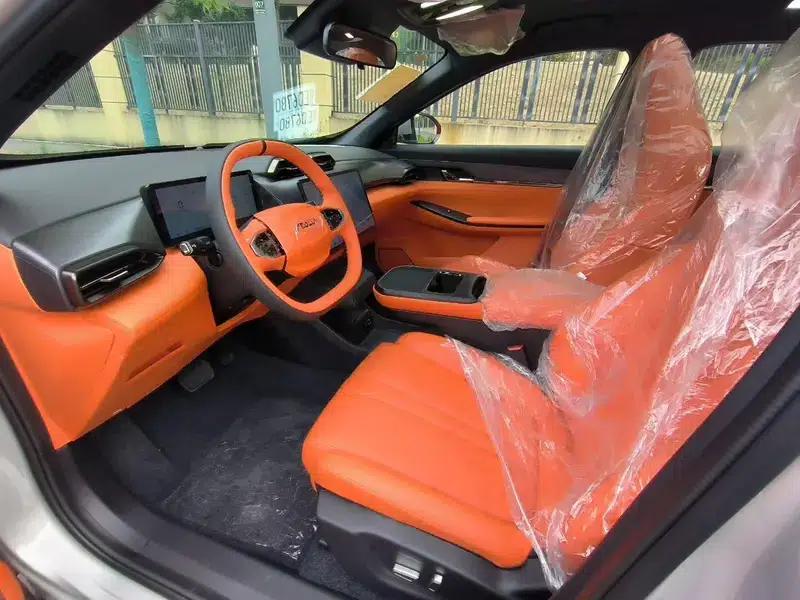 Dongfeng L7 PHEV 2025 Model, 205km Long Range Enjoyable Edition — миниатюра 8