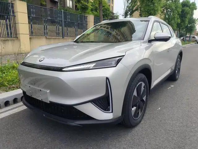 Dongfeng L7 PHEV 2025 Model, 205km Long Range Enjoyable Edition