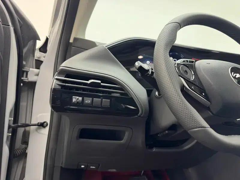 Haoji 2022 Mach Dual Engine 1.5T MHD Daring Dream Edition — миниатюра 18