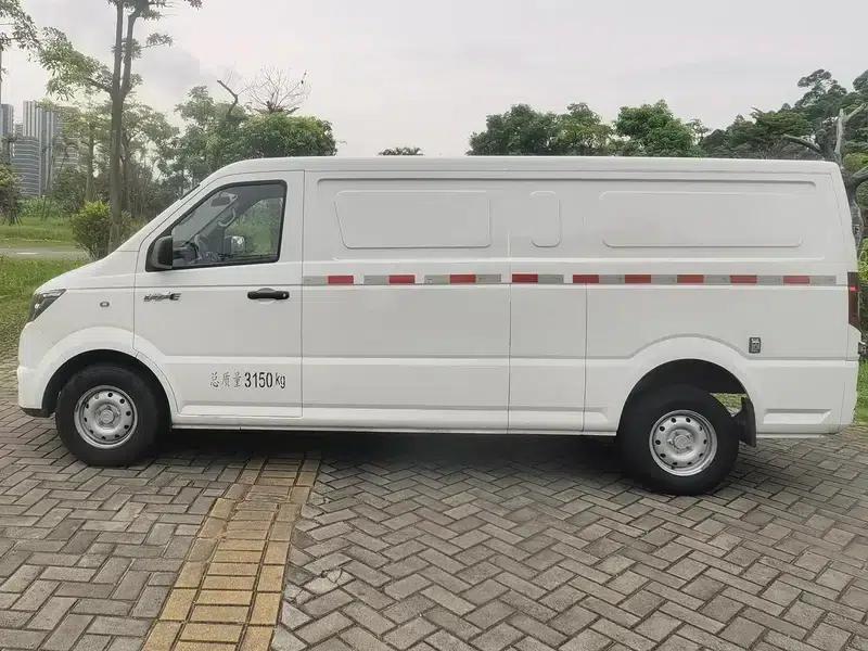 Yufeng EM27 2024 Model, Rear-wheel Drive, 2-seater, Pure Electric, Factory Customized Edition — миниатюра 4