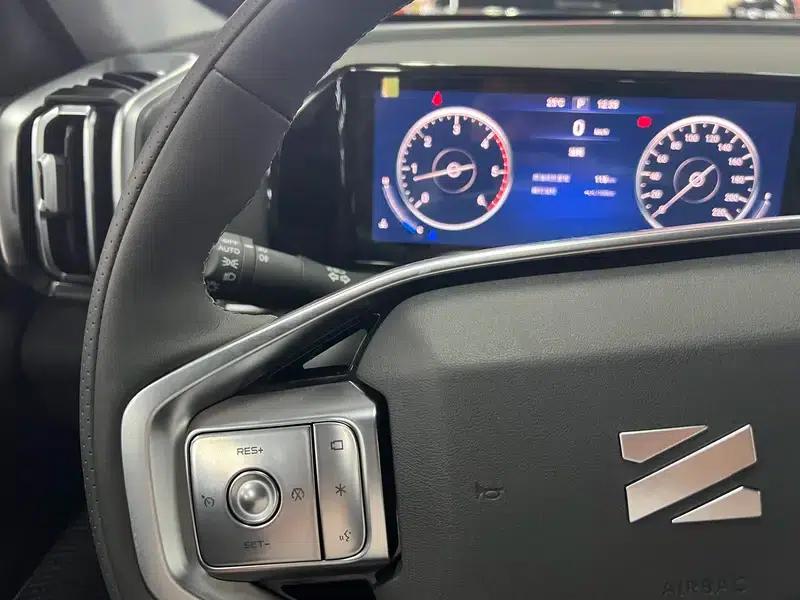 Zhengzhou Nissan Z9 2025 GT 2.3T Automatic Diesel 4WD First Edition — миниатюра 14