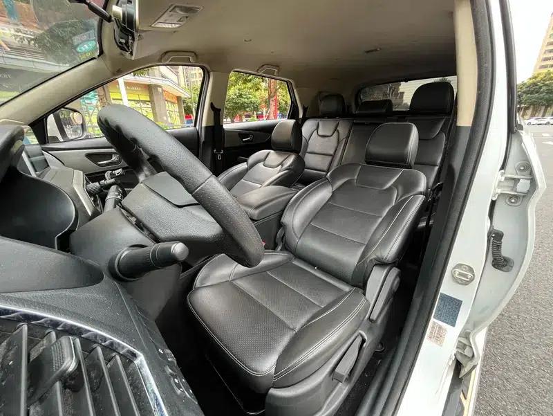 Fengguang S560 2019 Model 1.8L CVT Elite 7-Seater National VI Emission Standard — миниатюра 16
