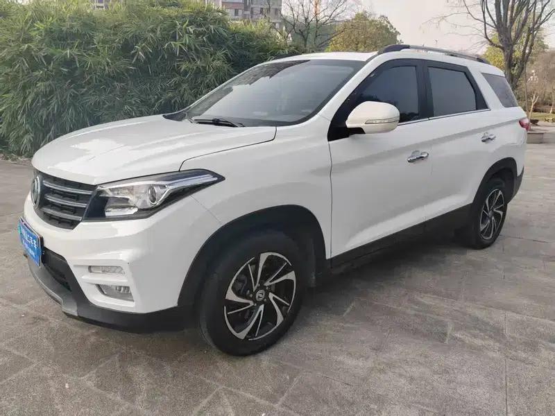 Fengguang S560 2018 Model 1.8L CVT Smart Connected 5-Seater — миниатюра 1