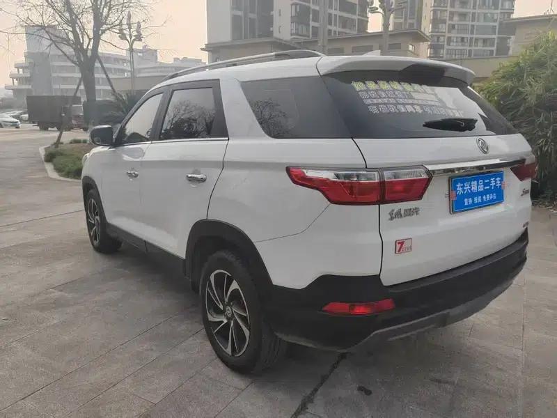 Fengguang S560 2018 Model 1.8L CVT Smart Connected 5-Seater — миниатюра 4