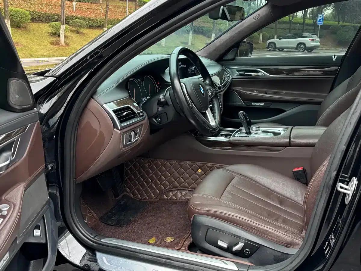 2016 BMW 7 Series 730Li Luxury — миниатюра 4