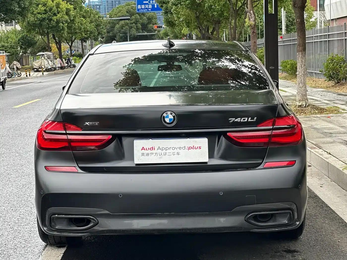 2018 BMW 7 Series 740Li xDrive Luxury M Sport Package Black Flame Edition — миниатюра 3