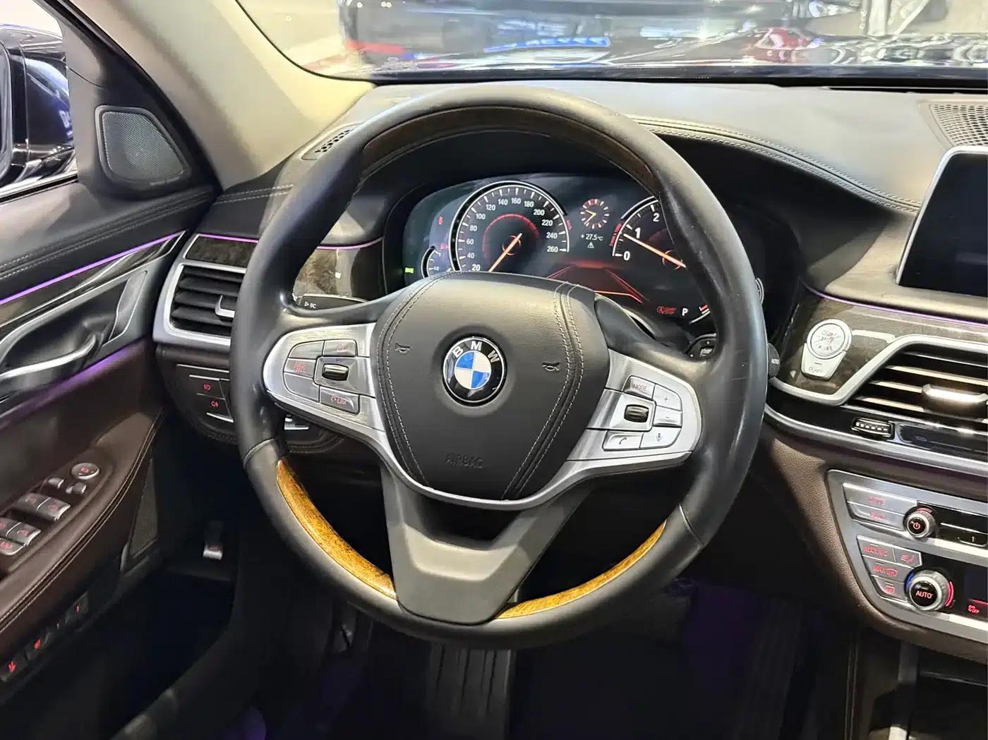 2016 BMW 7 Series 730Li Luxury — миниатюра 5