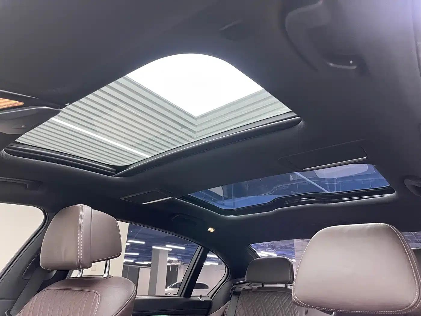 2019 BMW 7 Series Facelift 730Li M Sport Package — миниатюра 14