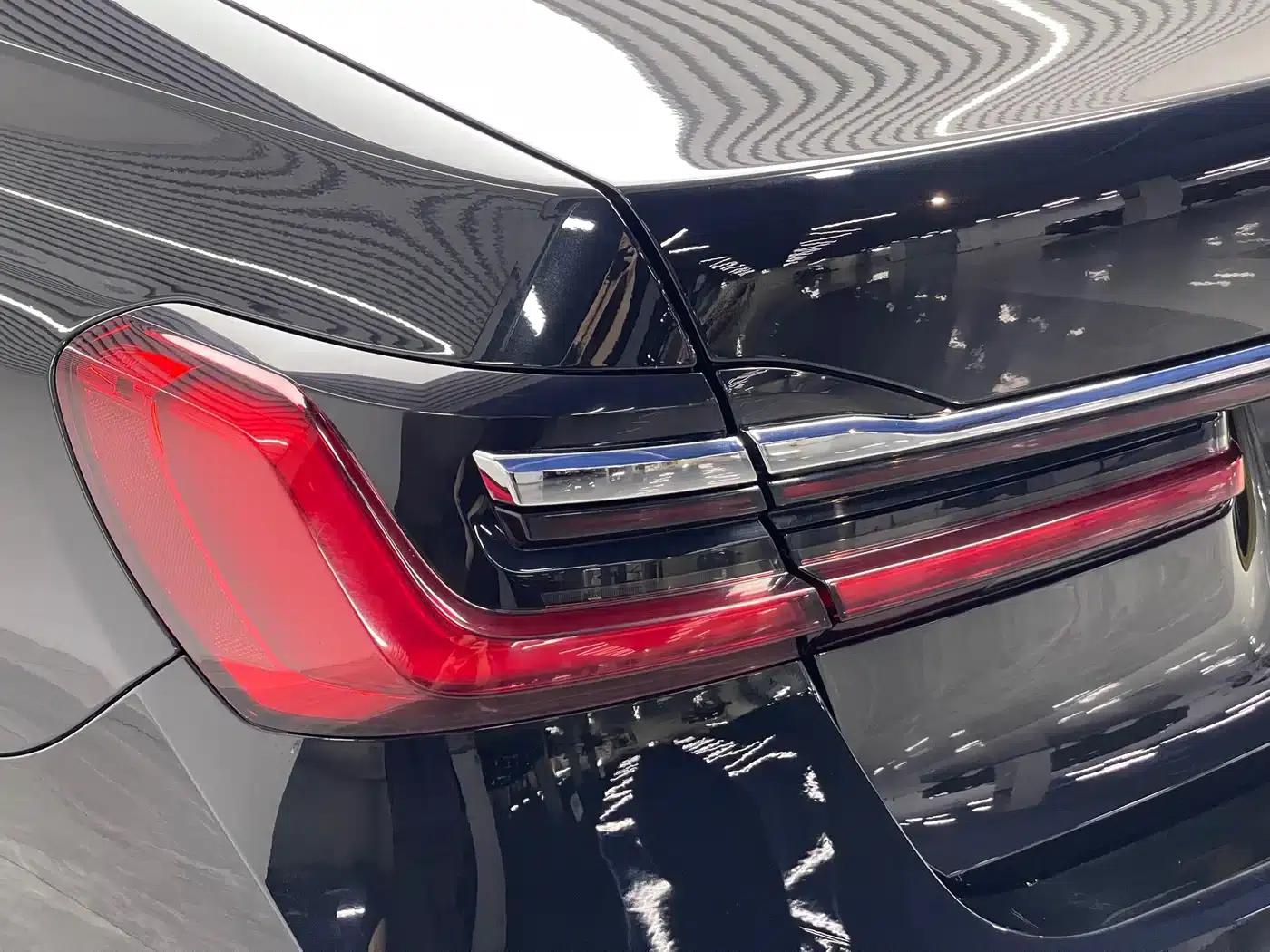 2019 BMW 7 Series Facelift 730Li M Sport Package — миниатюра 20