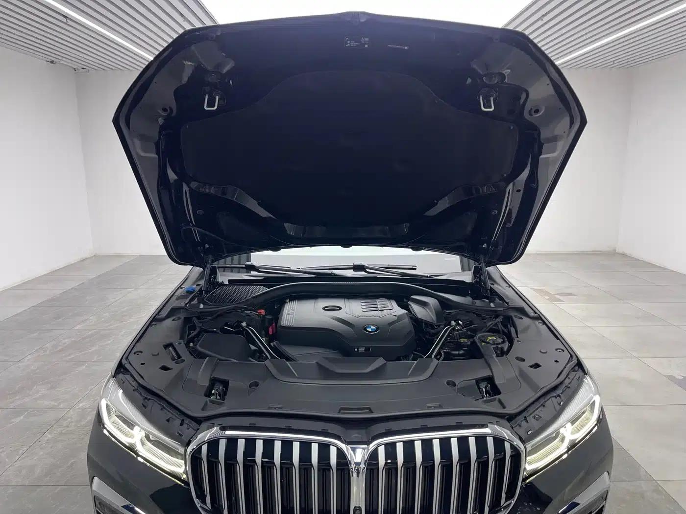 2019 BMW 7 Series Facelift 730Li M Sport Package — миниатюра 9