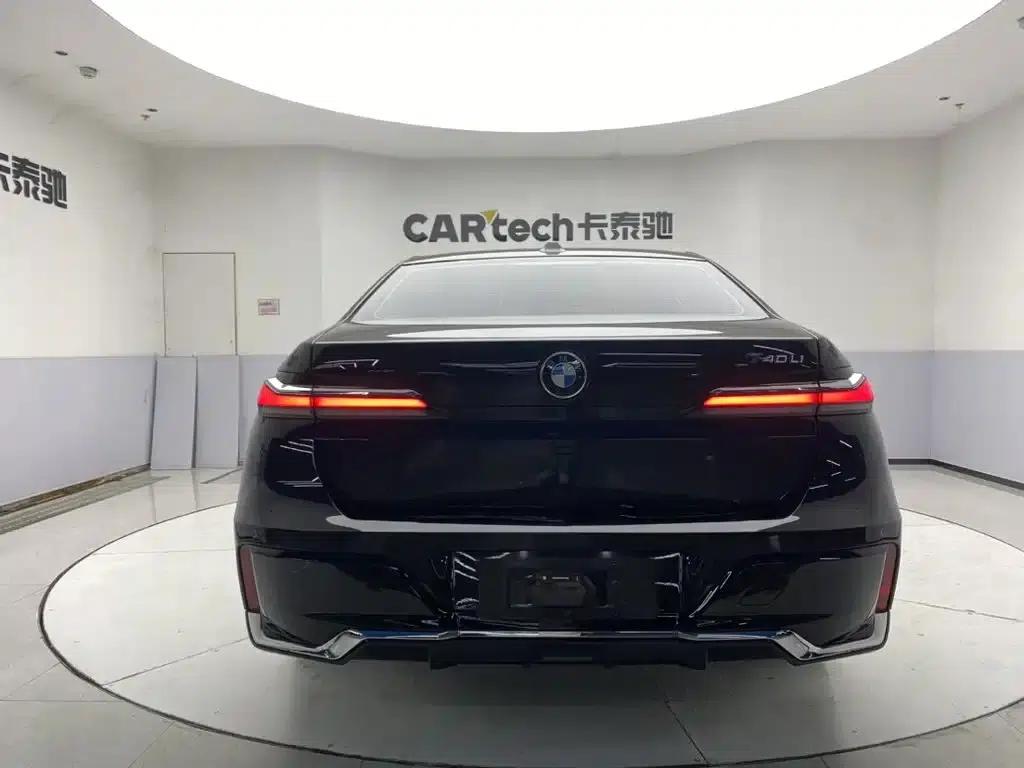 2023 BMW 7 Series 740Li Leading Edition M Sport Package — миниатюра 6