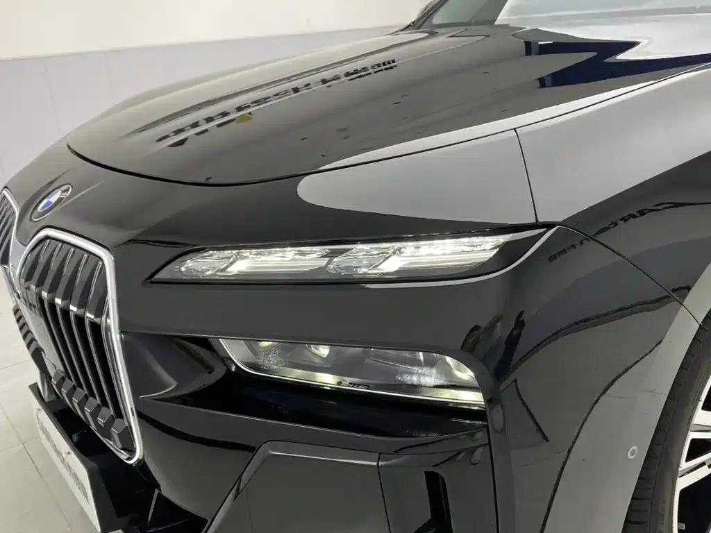 2023 BMW 7 Series 740Li Leading Edition M Sport Package — миниатюра 9