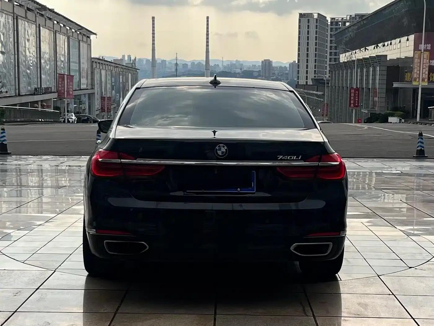 2016 BMW 7 Series 740Li Leading Edition — миниатюра 18