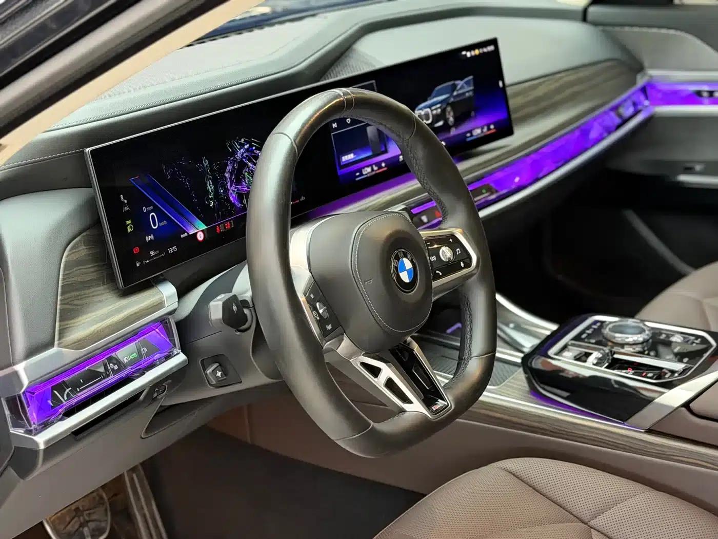 2023 BMW 7 Series 735Li M Sport Package — миниатюра 6