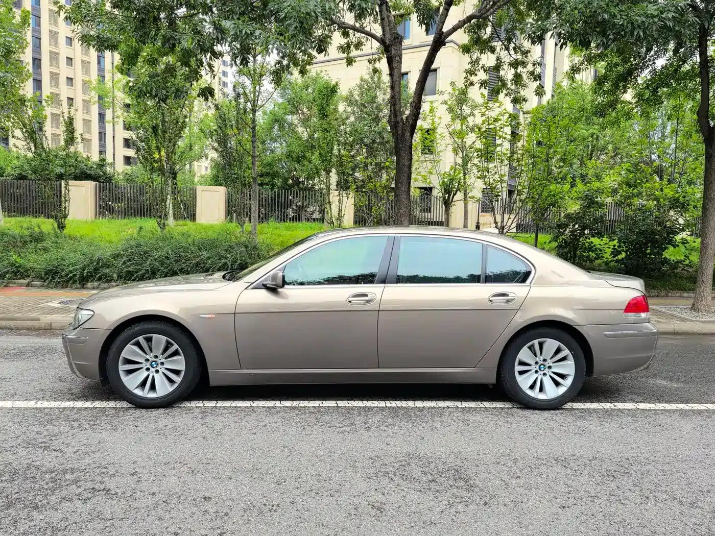 BMW 7 Series 2005 740Li — миниатюра 16