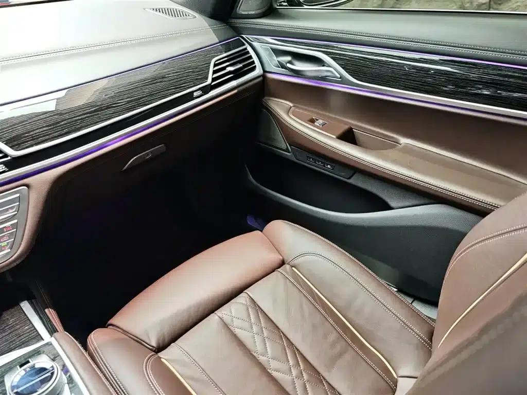 2019 BMW 7 Series Facelift 730Li M Sport Package — миниатюра 17