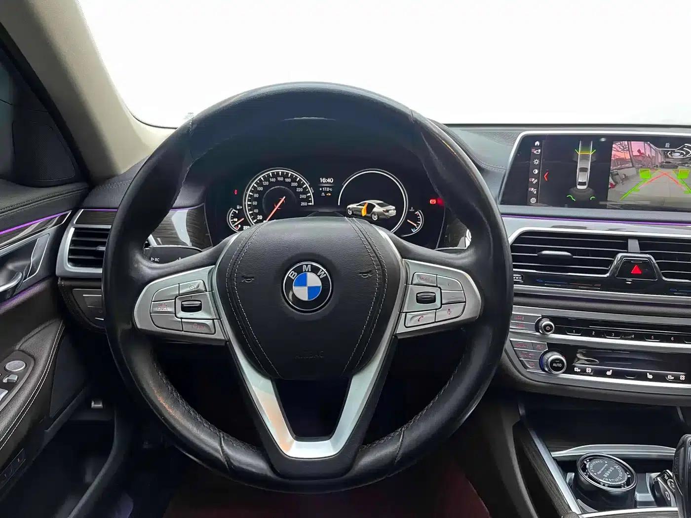 2018 BMW 7 Series 730Li Leading Excellence Package — миниатюра 9