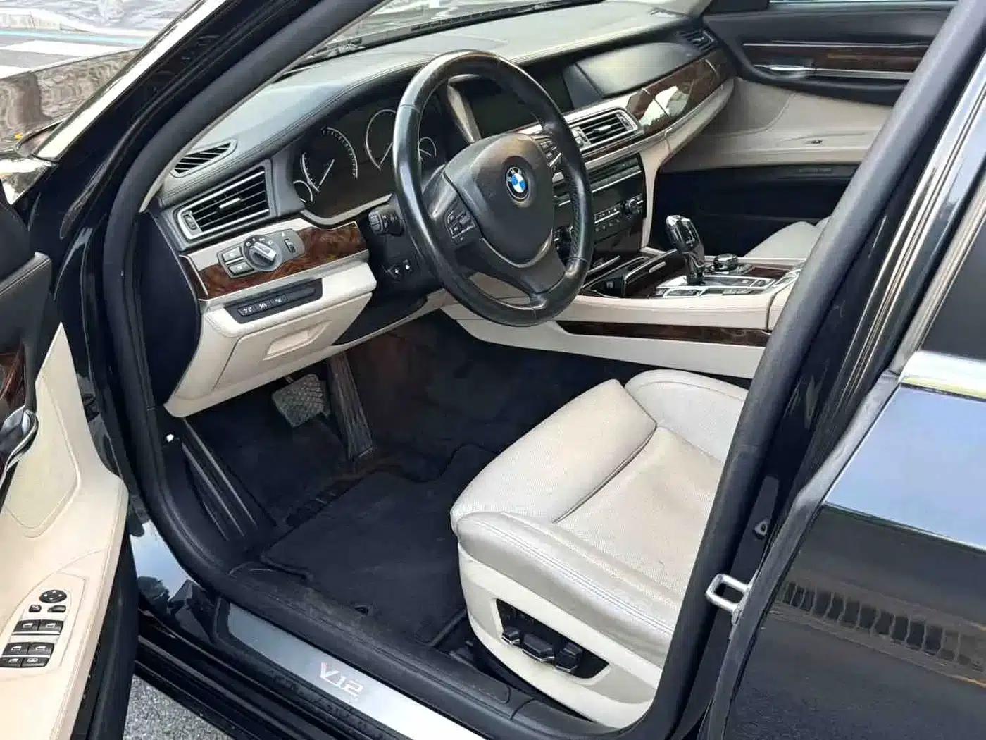 2010 BMW 7 Series 760Li — миниатюра 10