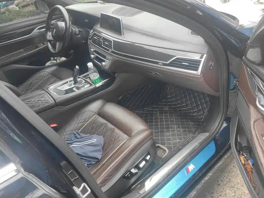 2019 BMW 7 Series 740Li Leading Edition M Sport Package — миниатюра 7