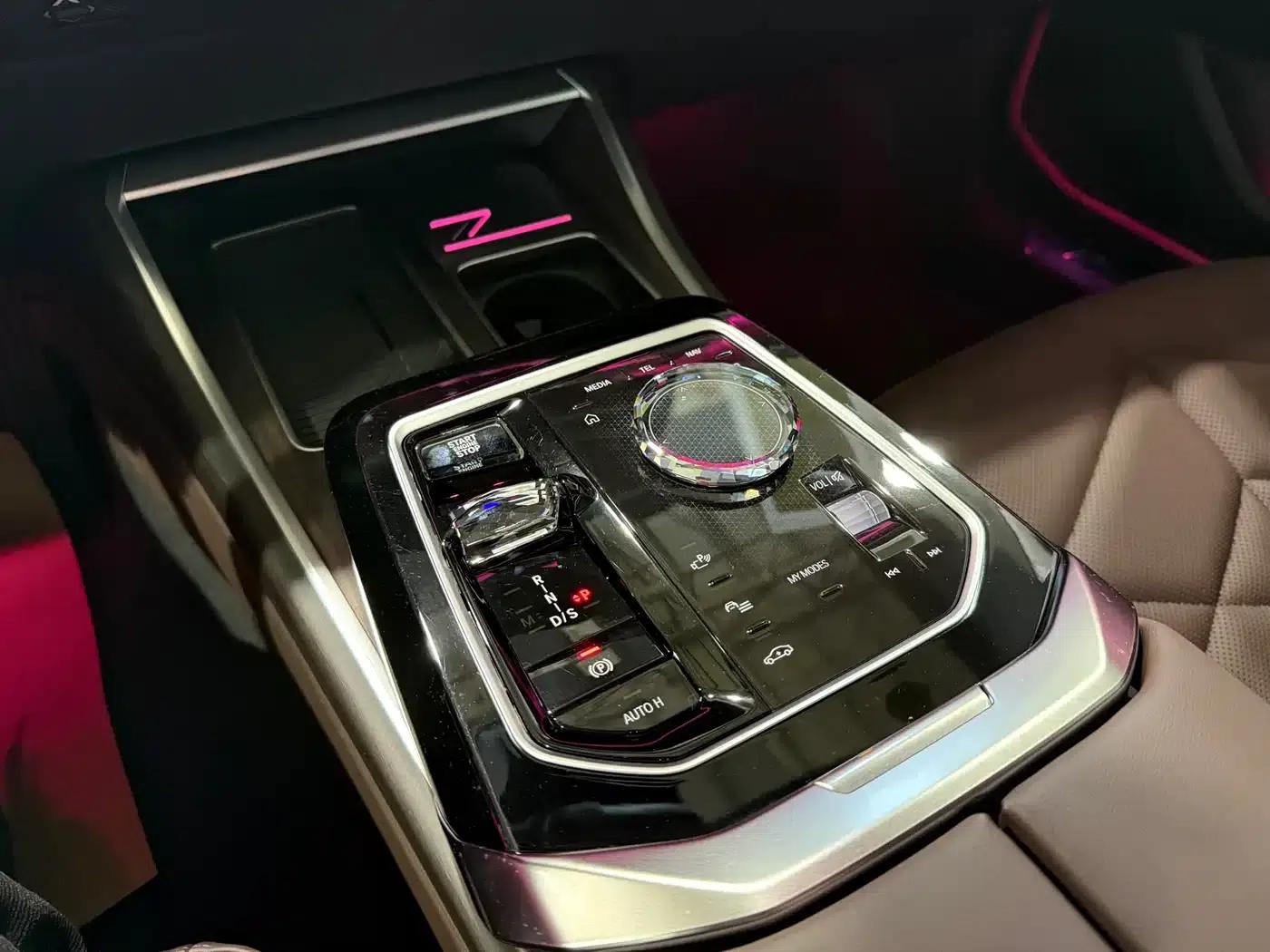 2023 BMW 7 Series 735Li Luxury Package — миниатюра 14