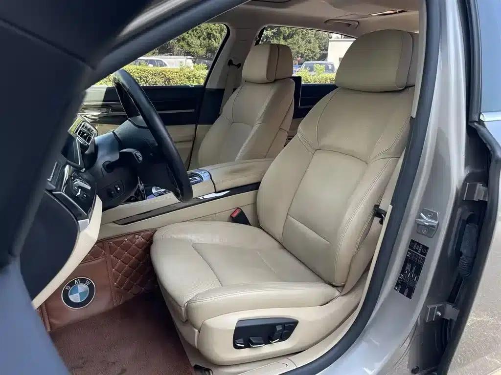 BMW 7 Series 2014 730Li Luxury Edition — миниатюра 6