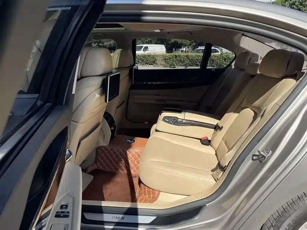 BMW 7 Series 2014 730Li Luxury Edition — миниатюра 8