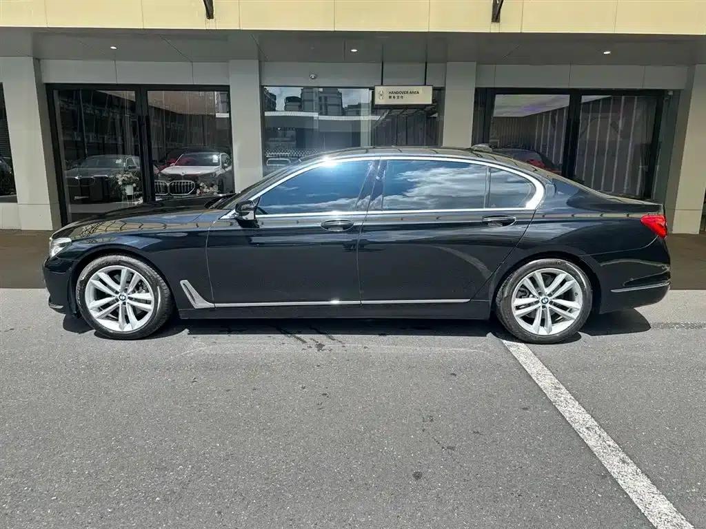 2018 BMW 7 Series 740Li xDrive Luxury Package — миниатюра 4