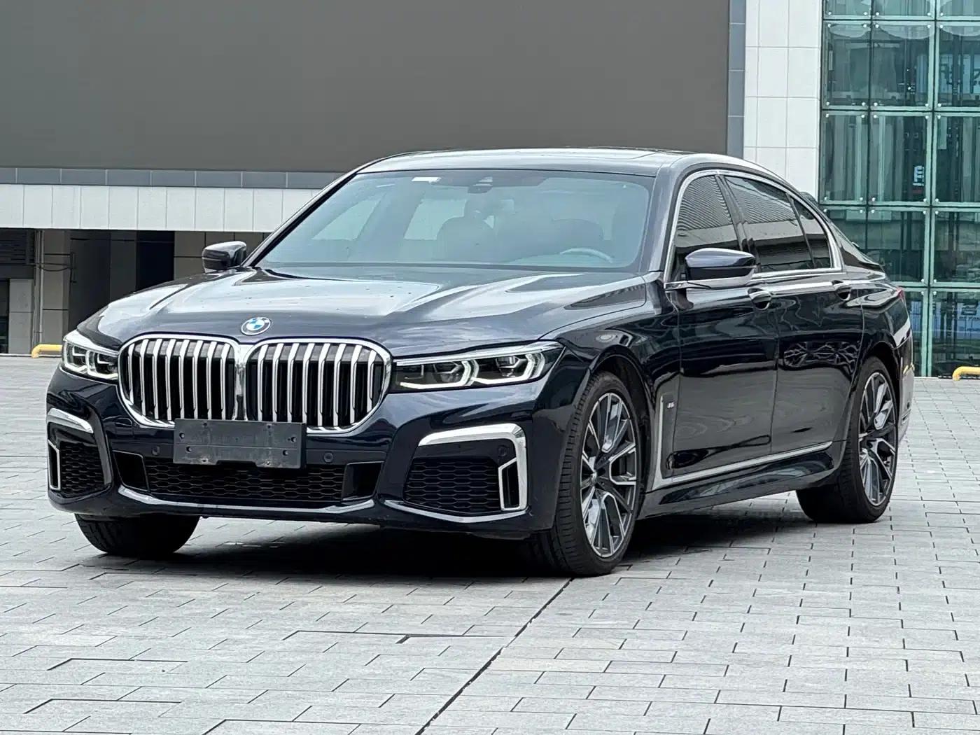 2019 BMW 7 Series Facelift 740Li Leading Edition M Sport Package — миниатюра 2