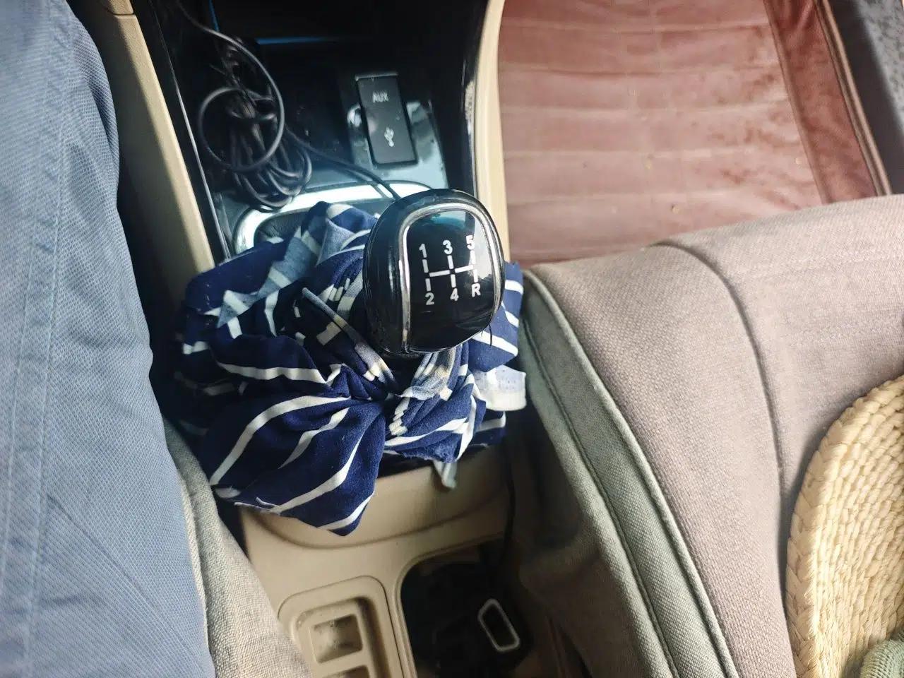 Chery E3 2013 1.5L Manual ZhiShang Model — миниатюра 14