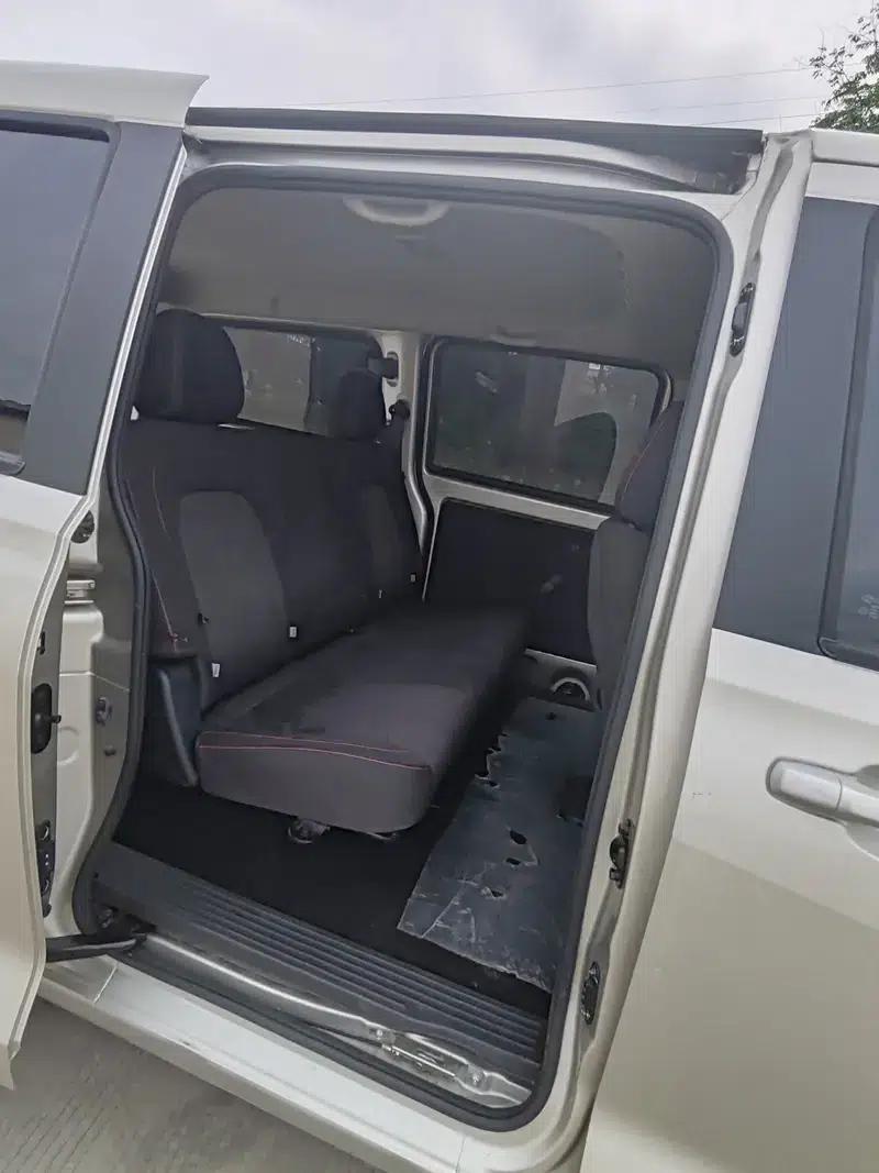 Fengguang 380 2022 Model 1.5L Comfort Passenger Bus with Leaf Springs, 5 Seats — миниатюра 7