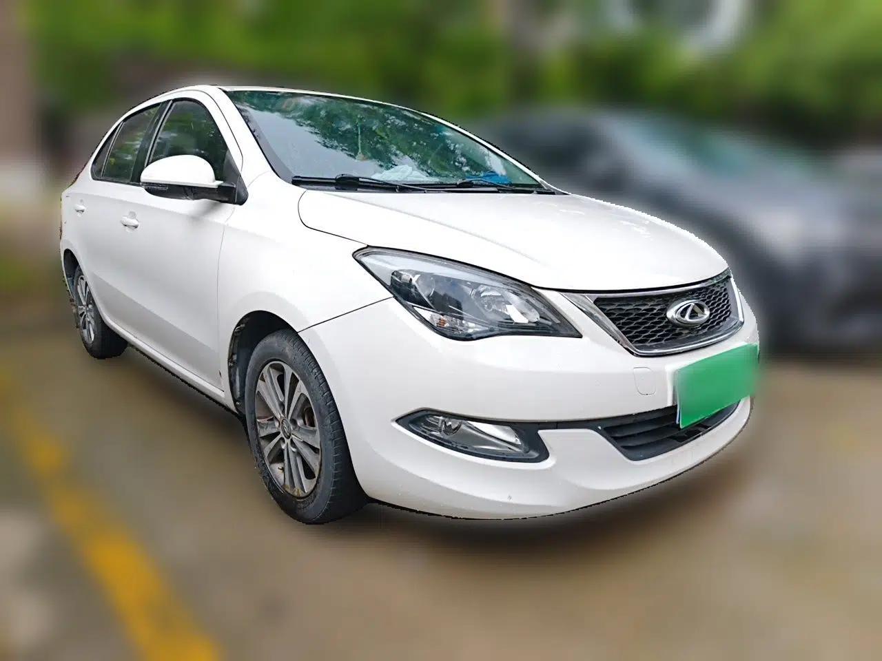 Chery Arrizo 3 2015 1.5L Manual High-End Version — миниатюра 3